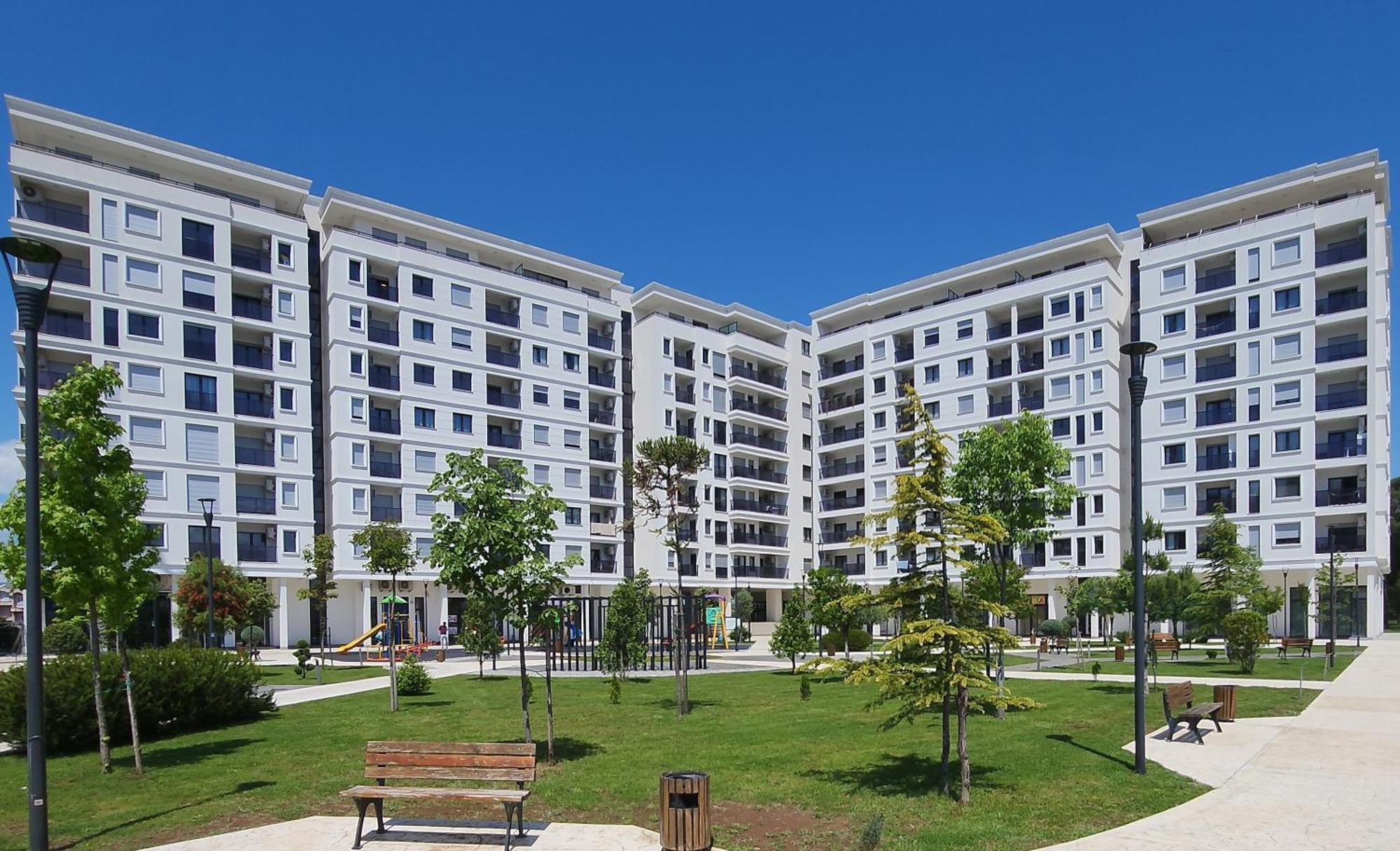 Green Apartments Podgorica With Garage 外观 照片